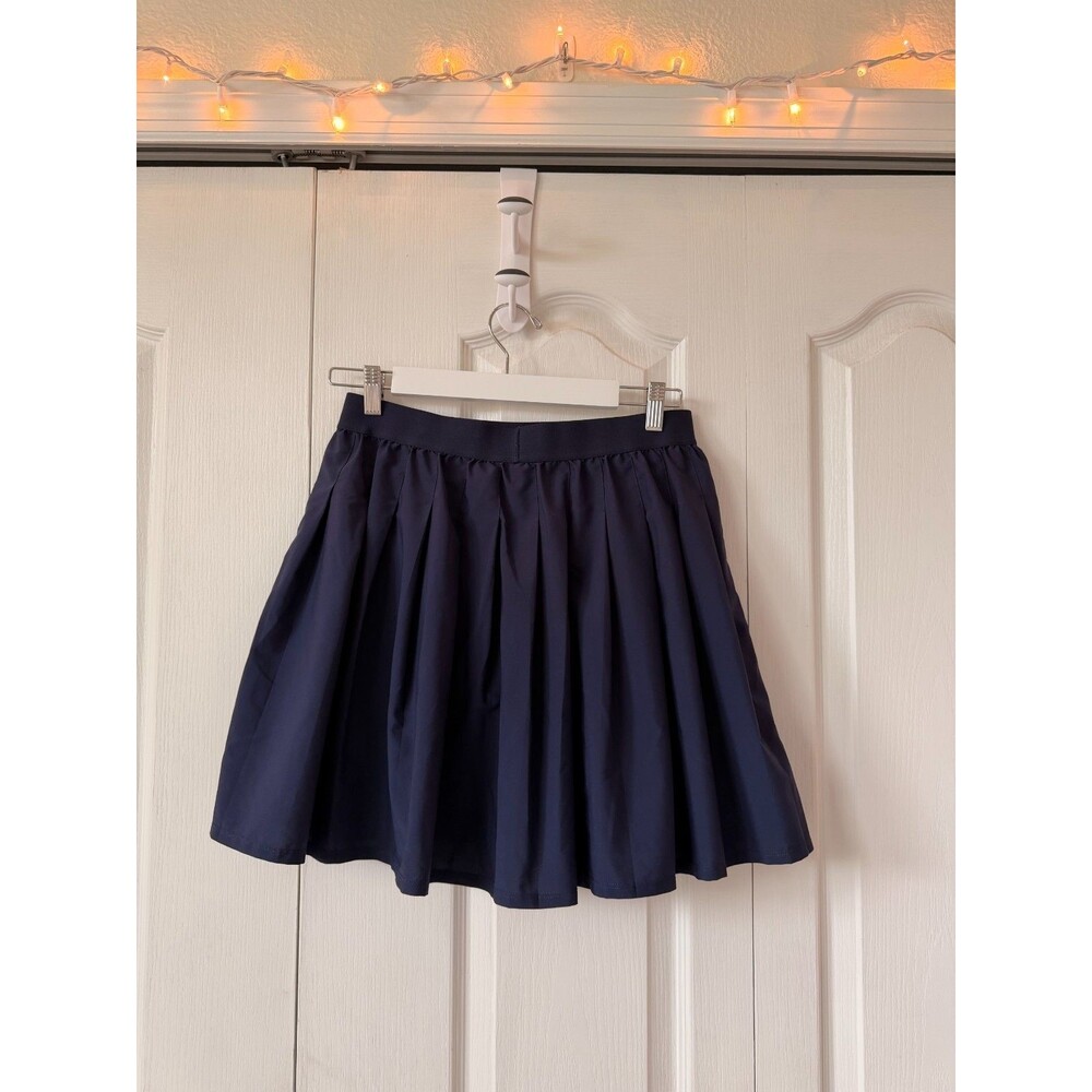 Alo Yoga Varsity Pleated Mini Tennis Skirt in Navy Blue, Women’s Large - Picture 2 of 2